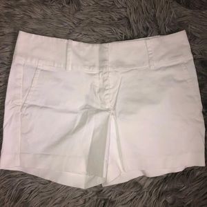 Women’s shorts size 6